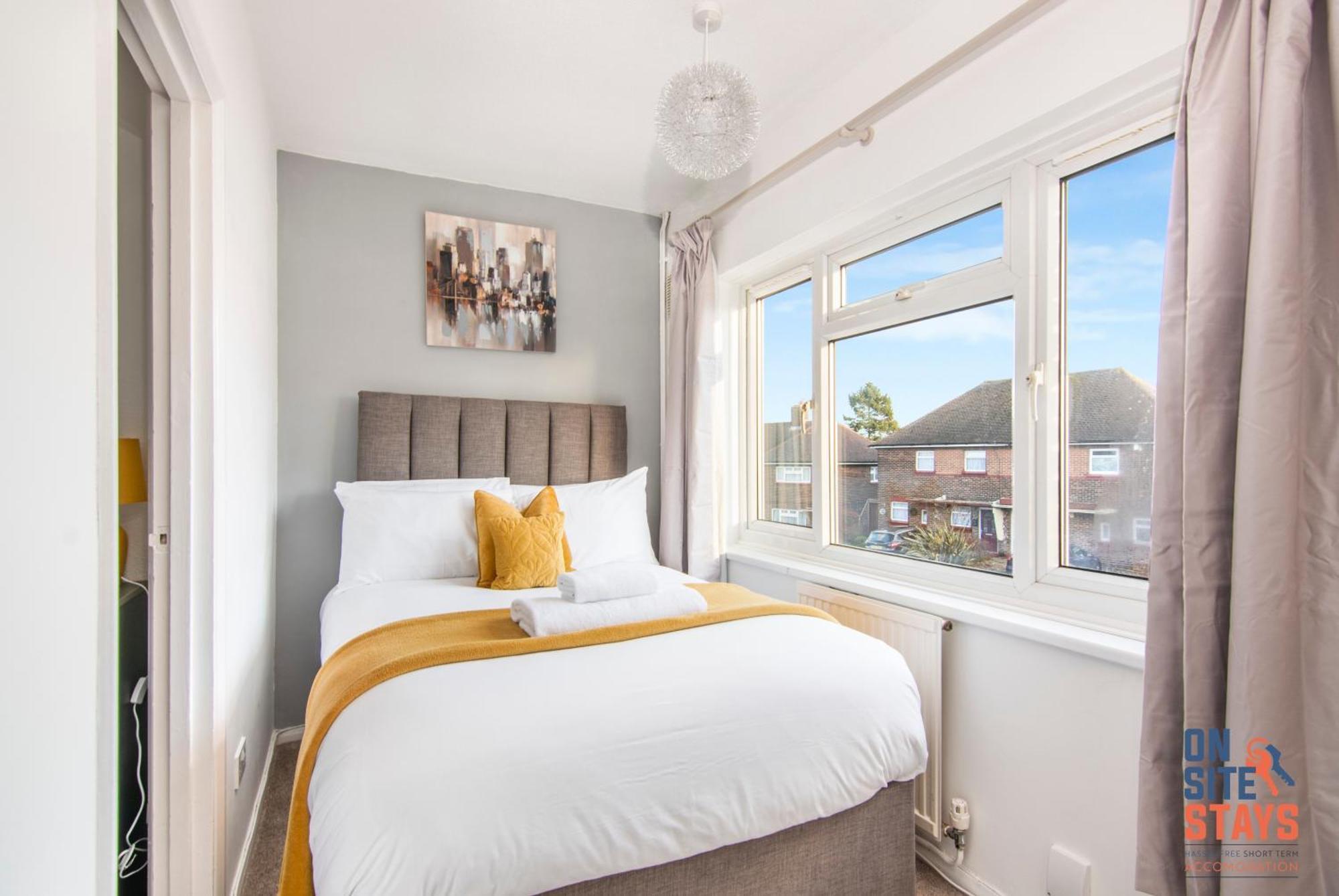 Onsitestays - Cosy 2-Bedroom Apartment With Private Entrance & Long Stay Prices Gravesend Zewnętrze zdjęcie